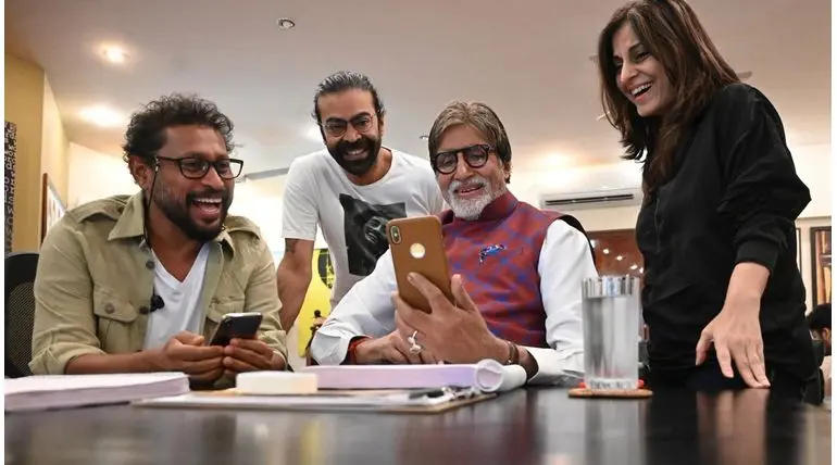 Big B Twitter hack- Hackers could be using DMs to Hijack Accounts