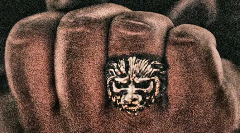 IS Sanjay Dutt the character Adheera in KGF-2