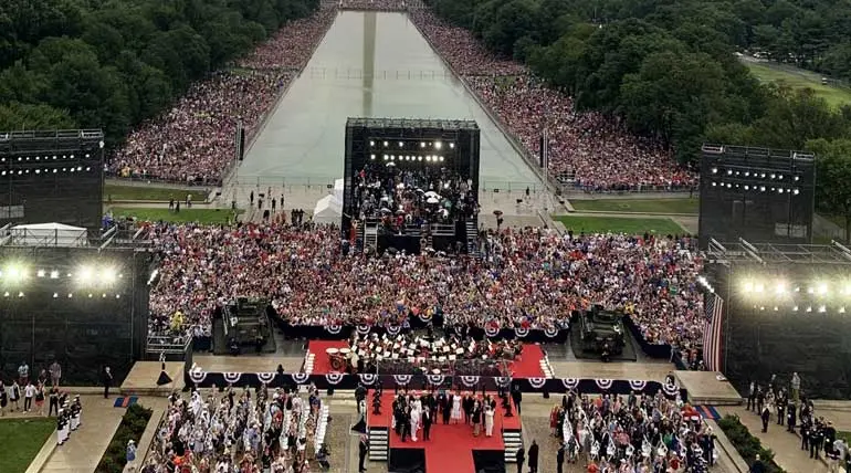 US Flag Will Fly in Mars Very Soon: Trump