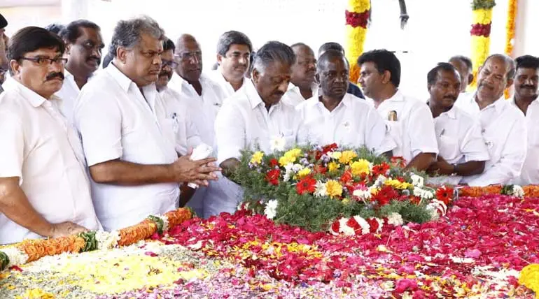 Deputy Chief Minister O Panneer Selvam pays tribute to legendary leader Moopanar