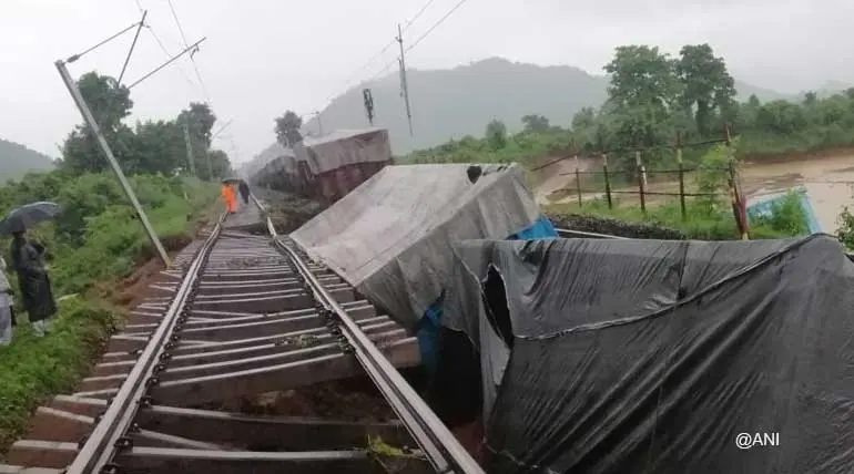 Heavy Rains in Southern Odisha Cause Derailment of Goods Train Near Ambodala Railway Station