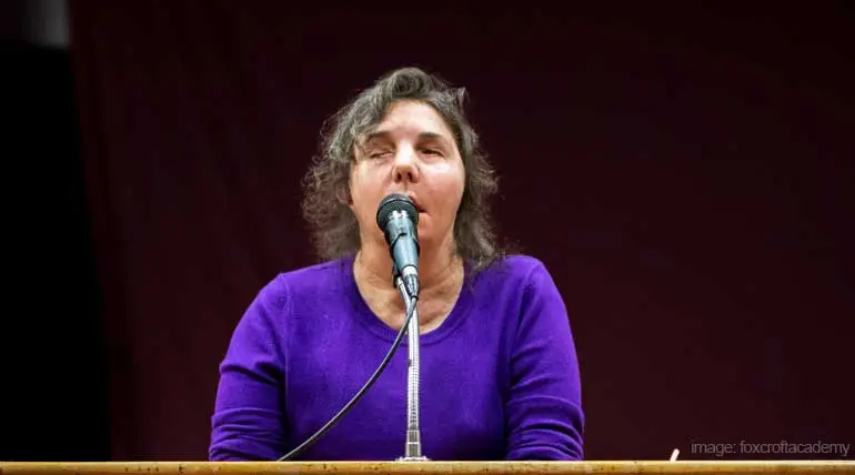 American woman to get a third face due to the deterioration of her second face by transplant