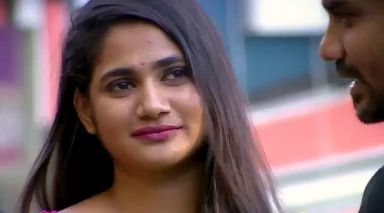 Bigg Boss Tamil season 3 title winner - Losliya tops the poll; Will Mugen create new history?