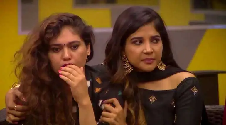 Vanitha completes her mission of maligning Sherin image successfully