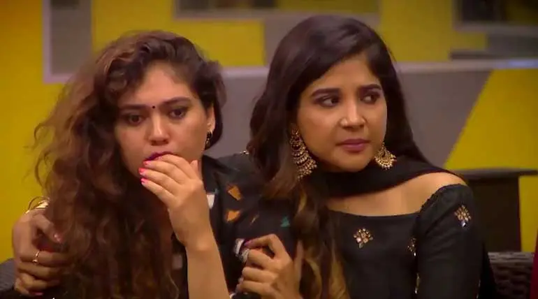 Vanitha completes her mission of maligning Sherin image successfully