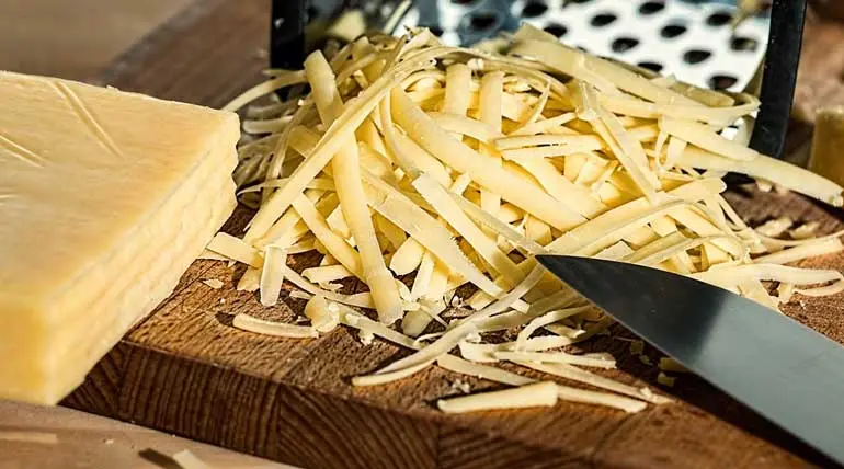 Does cheese consumption cause breast cancer?? A research study revealed.