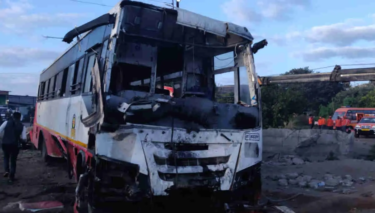Nashik Bus-Auto Rickshaw Accident: President and PM Condoles the Death of 25