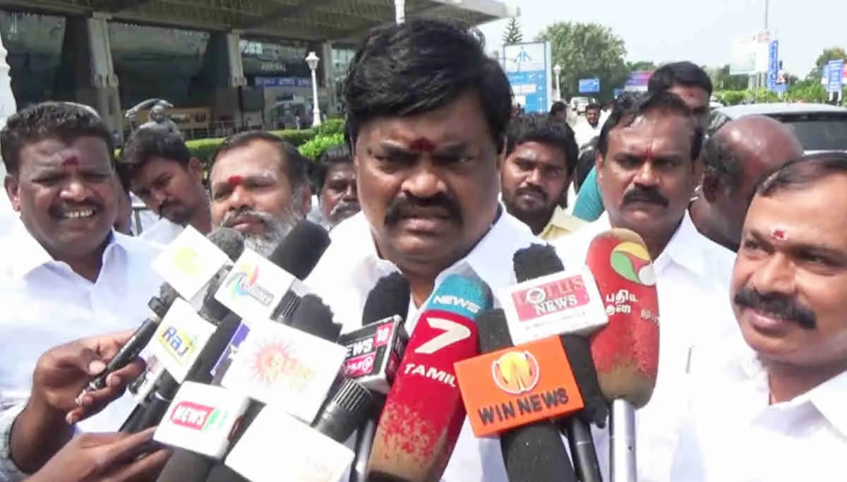 This's How Minister Rajenthra Bhalaji Compared Ajith and Rajini: Idhu Thala... Adhu Mala...