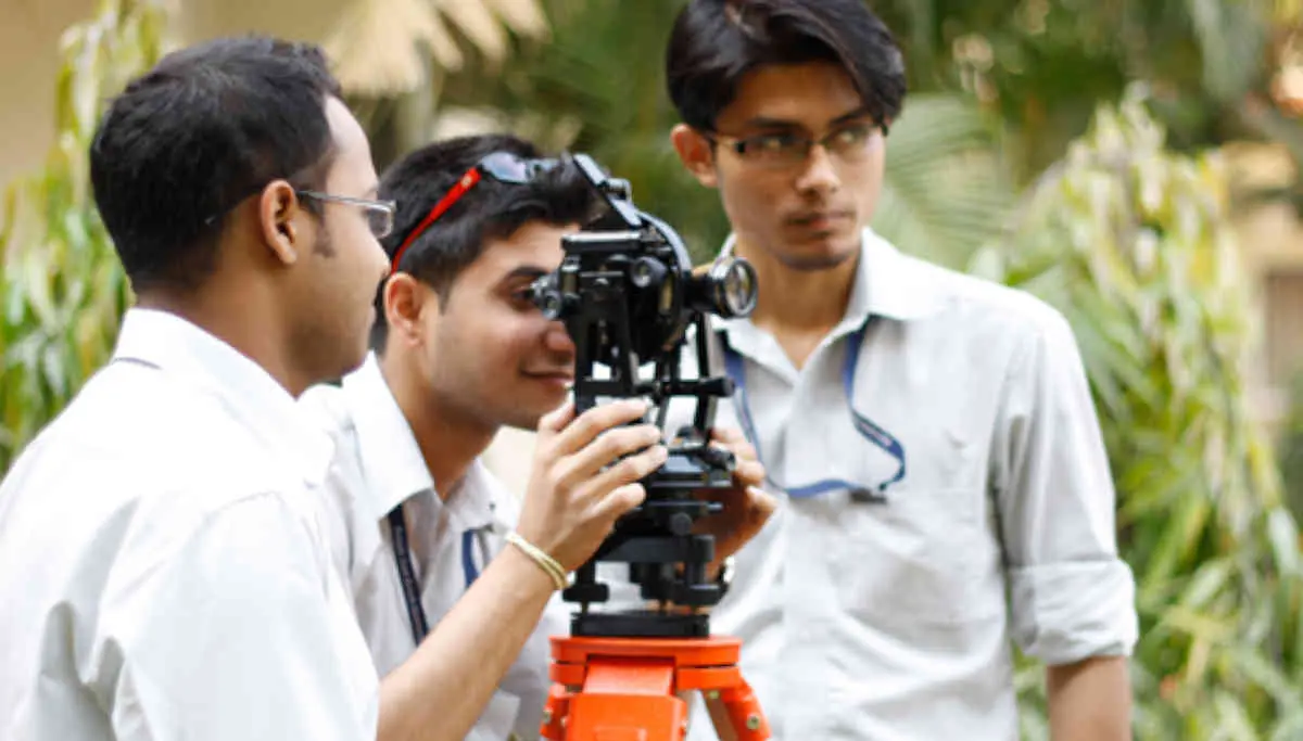 AICTE Asks Engineering Colleges to Hike Fee for BE and B.Tech