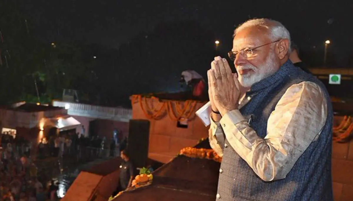 Narendra Modi Wants to Let His Social Media Handled by Women