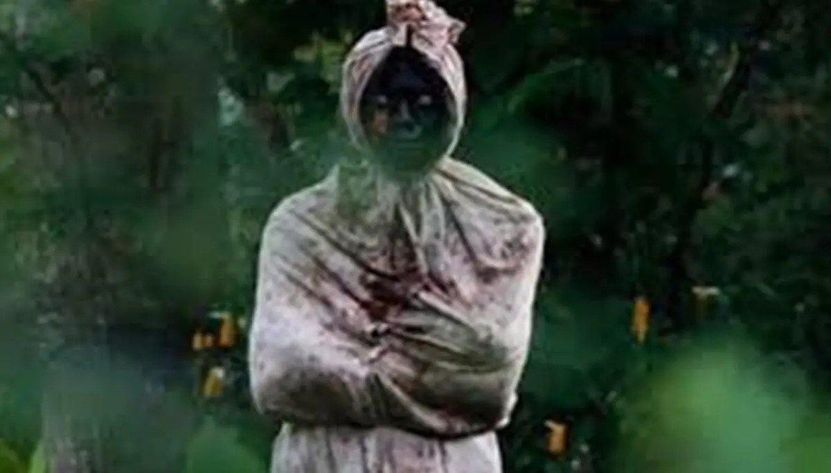 Pocong Ghost Patrolling This Indonesian Village to Enforce Coronavirus Lockdown