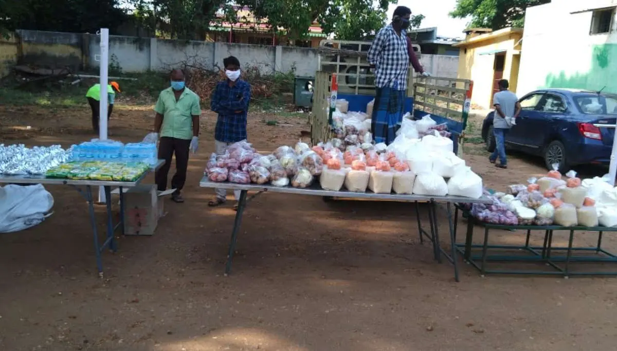 Coronavirus Lockdown: Madras High Court Lifts the Ban on Distribution of Food by NGOs