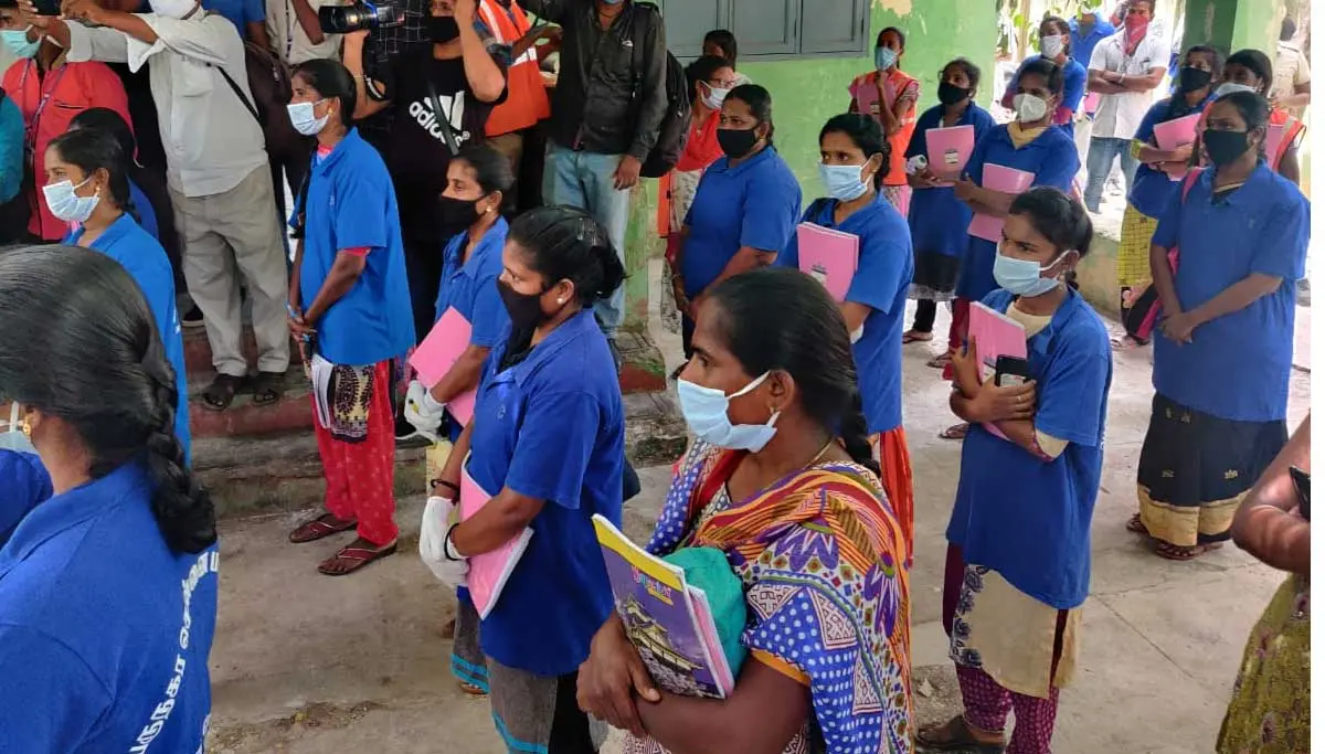 Chennai, Paid Volunteers to serve the CoVid positive patients by helping at the doorstep
