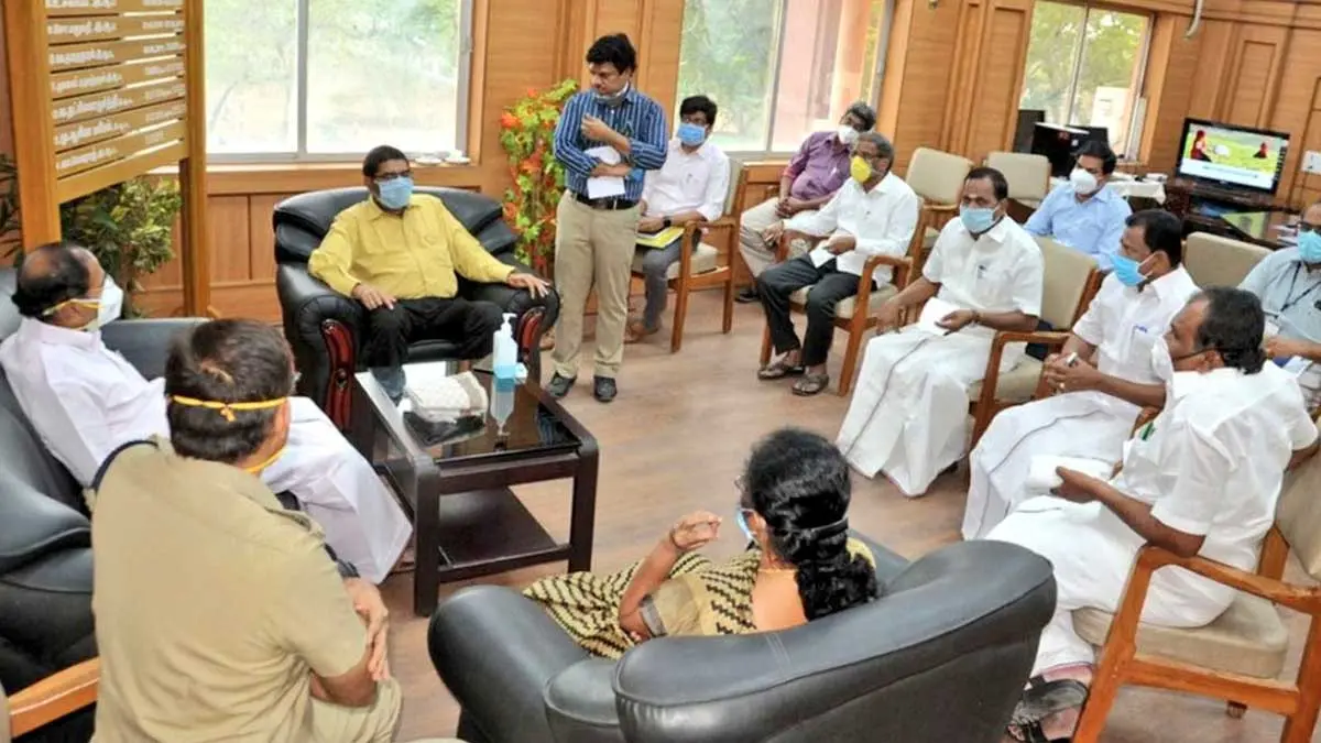 Tamil Nadu deaths exceed 5,000 and positive cases cross three lakhs