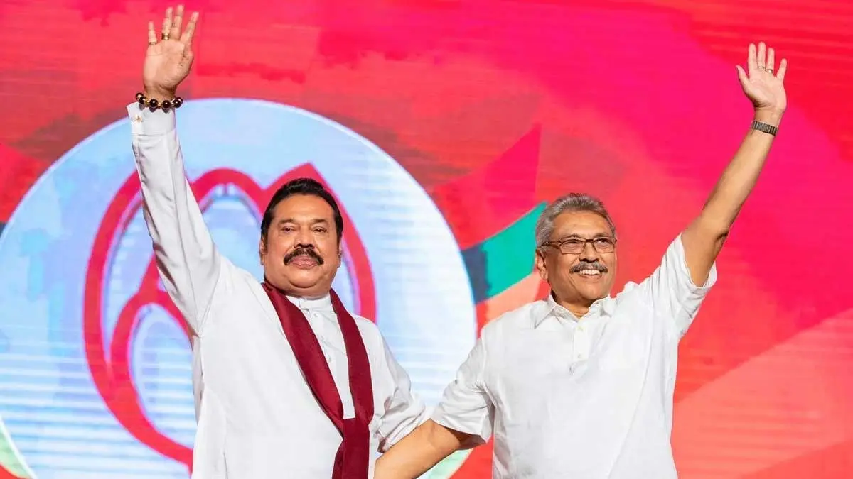 Will the winning Rajapakse brothers change the constitution in Sri Lanka ?