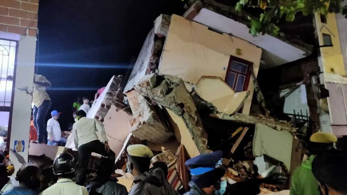 Coimbatore Building Collapsed Yesterday :  Two found Dead