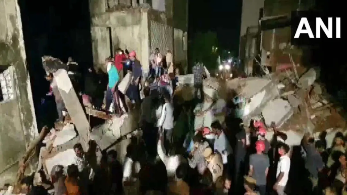 Gujarat Building collapse: 3 dead in under-construction building collapse.