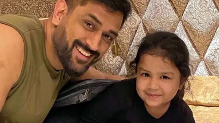 Many Social Activists and Celebrities Voicing out Against Rape Threats to Dhoni's Daughter Ziva
