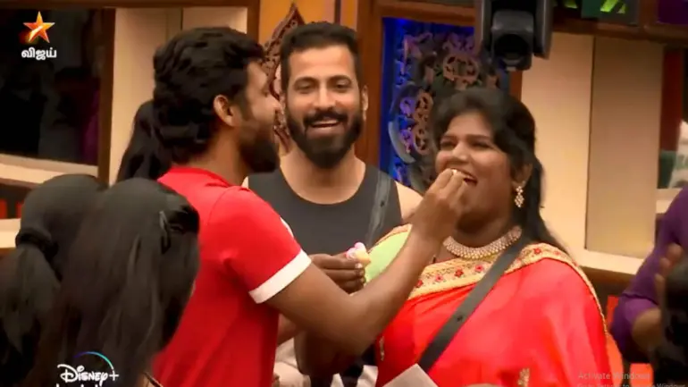 The surprise made Nisha to break into tears - Promo 3 Bigg Boss 4