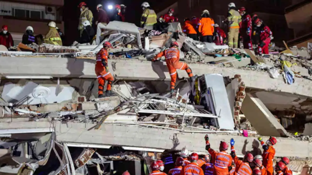 7.0 Magnitude Earthquake in Turkey : 26 people died