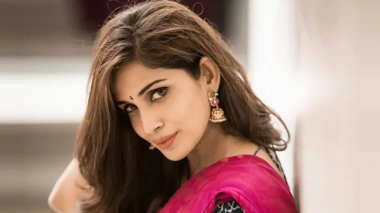 Fitness Mom Samyuktha Karthik as Bigg Boss Tamil 4 Contestant, Complete Details