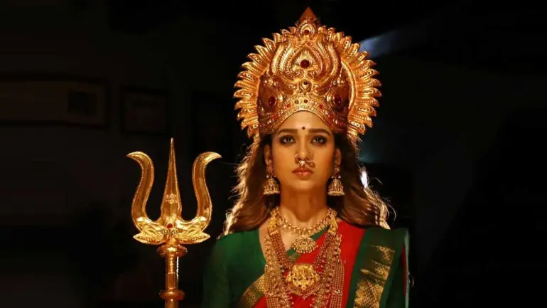 Mookuthi Amman Movie Review: GOD Social Awareness