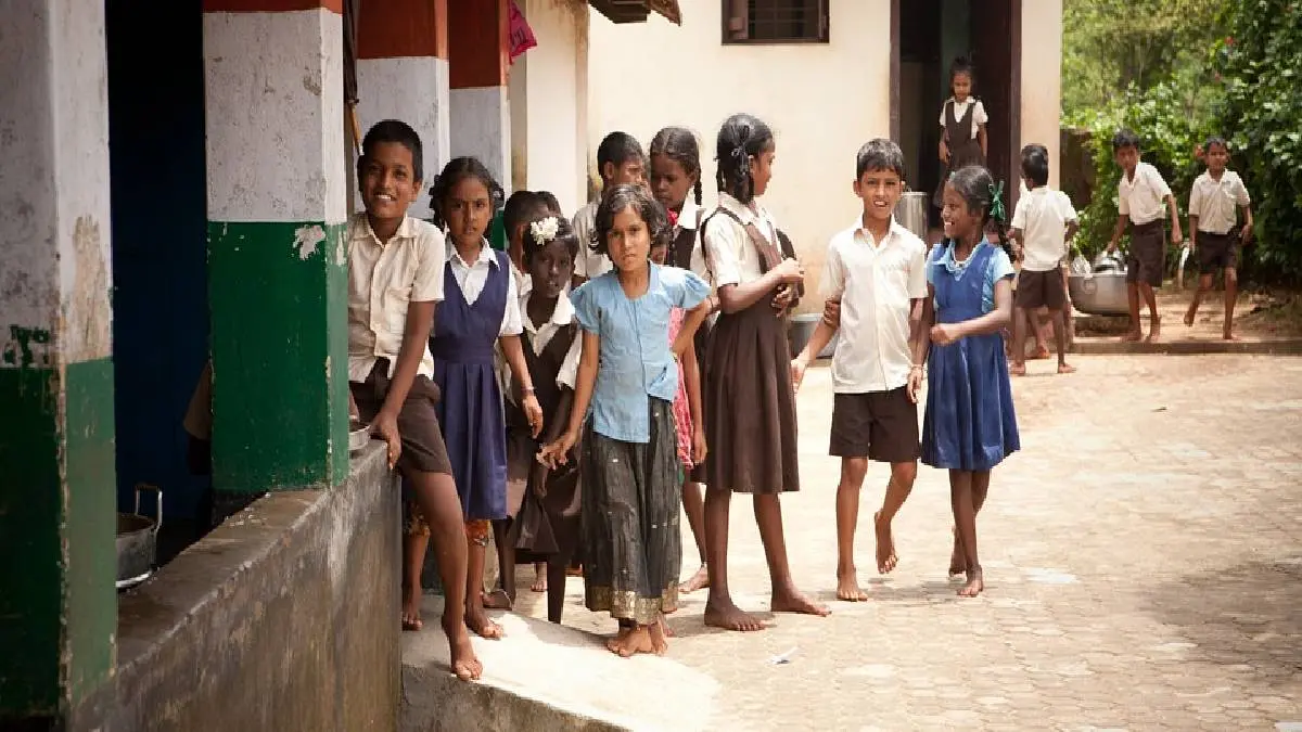 Tamil Nadu School Opening And The Consultations On 16th July