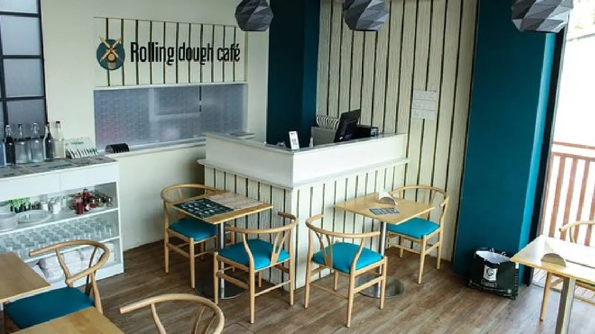 Rolling Dough Cafe Coimbatore Sealed For Serving Ice Cream With Liquor