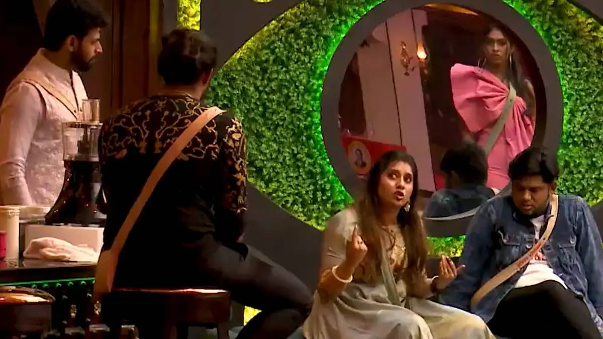 Abishek Eviction And Fight Between Priyanka And Niroop Broke The Trio?