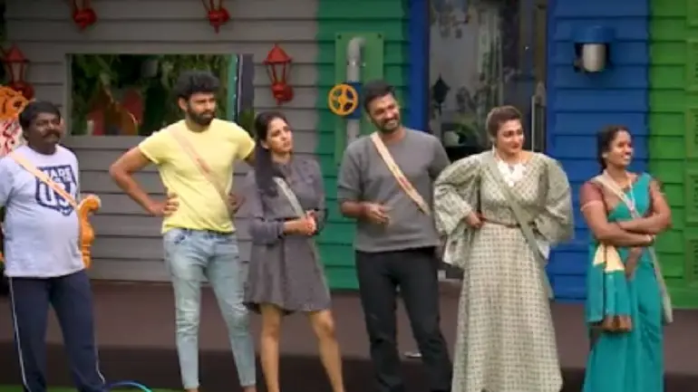 Bigg Boss Tamil 5: Pavni Feels Jealous Over Varun By Knowing His Offer