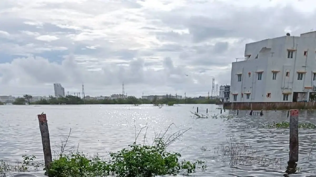 Continues Rain In Many Parts Of Tamil Nadu, Schools Declares Holiday