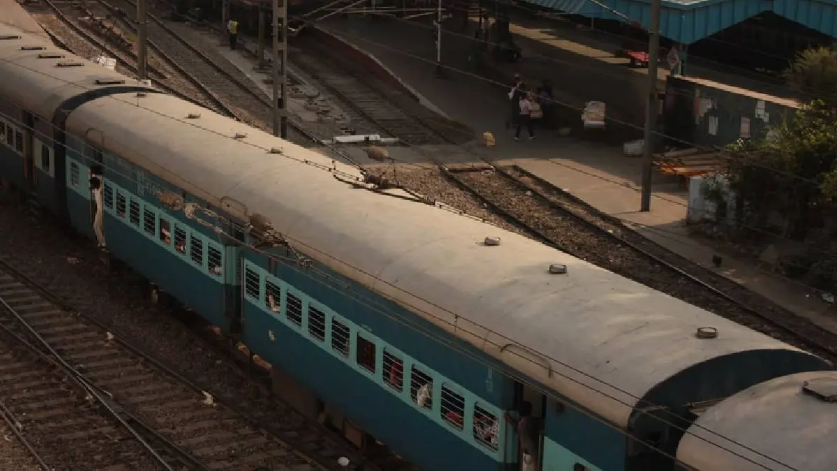 Andhra Pradesh Train Accident: Five people run over by Konark Express