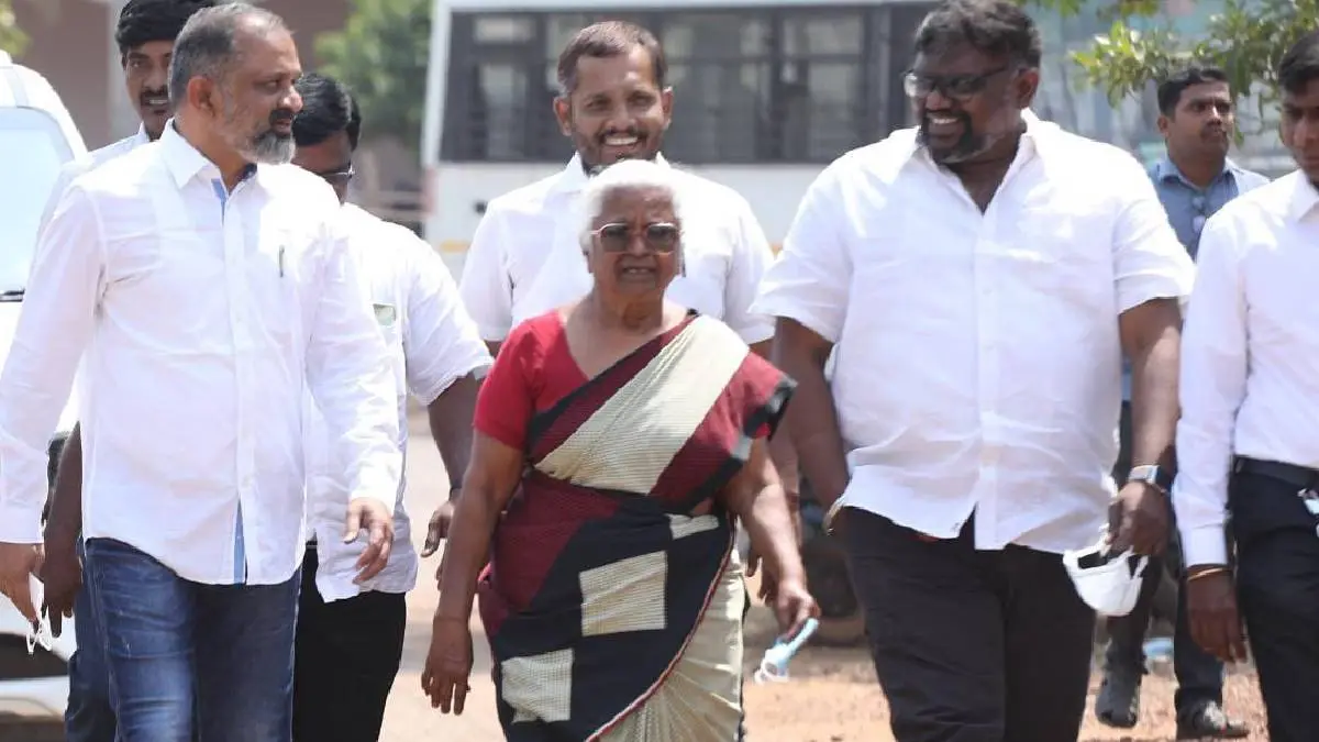 Rajiv Gandhi assassination Convict: Supreme Court Frees Perarivalan