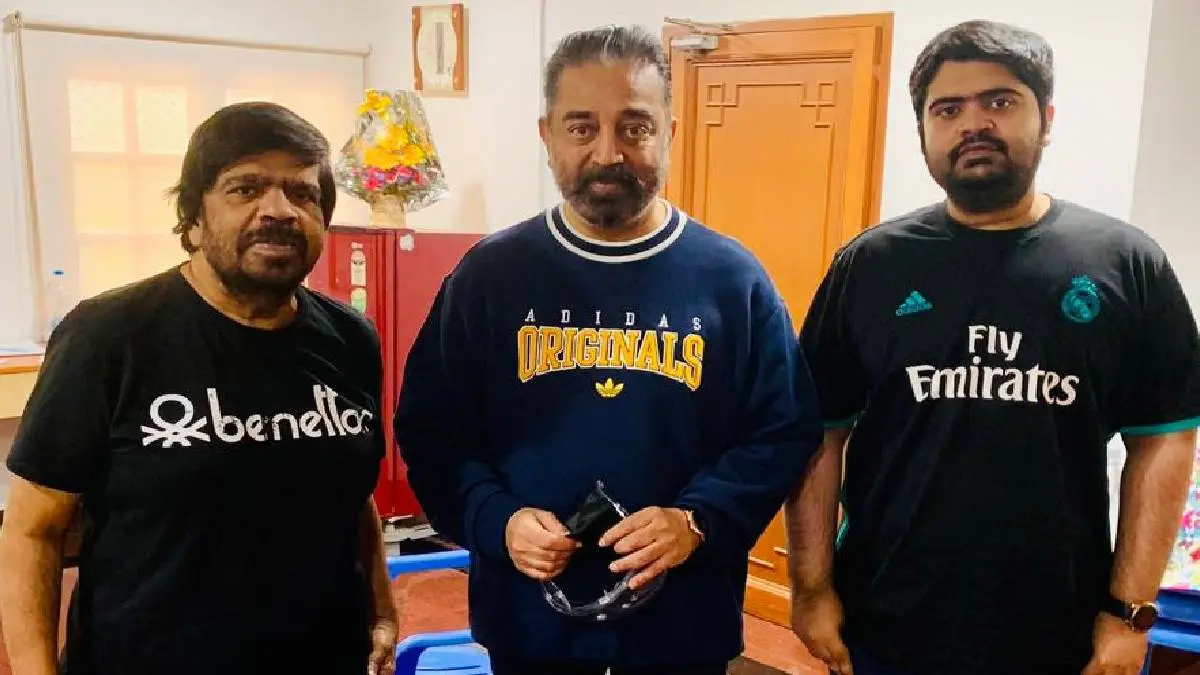 Actor Kamal Haasan Meets T. Rajendar Before His Flight To US
