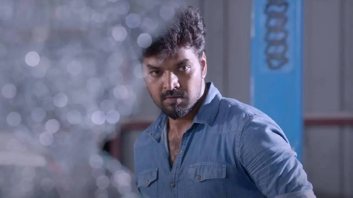 Yenni Thuniga Movie Review: Jai As Action Packed Hero In Full Movie