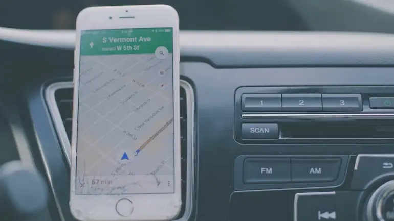 Four Passengers In car Plunge Into stream By Following Google Map