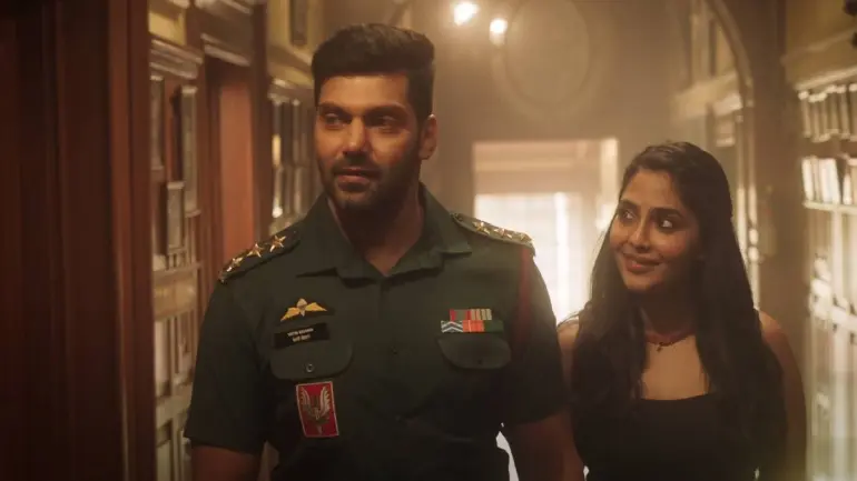 Captain (2022) Tamil Full Movie: Alien Concept Reached Well? Review