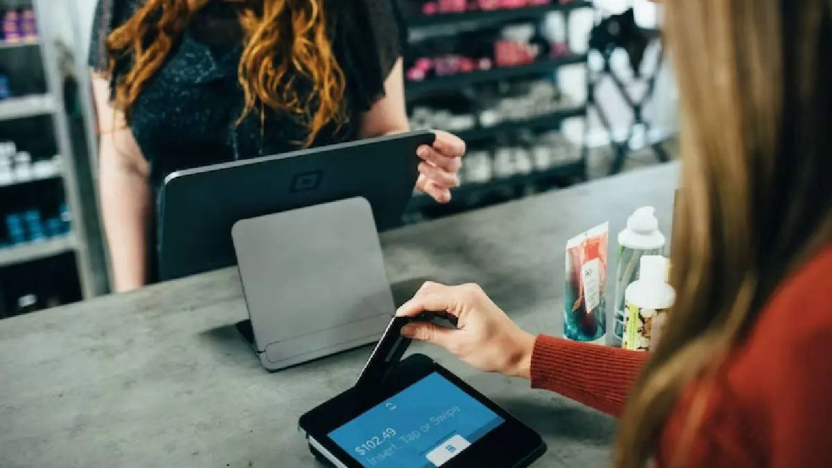 How To Avoid Extra Charges And Errors On Your Credit Card Bill?