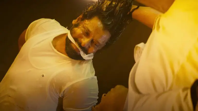 Cobra Tamil Full Movie Starring Actor Vikram Review