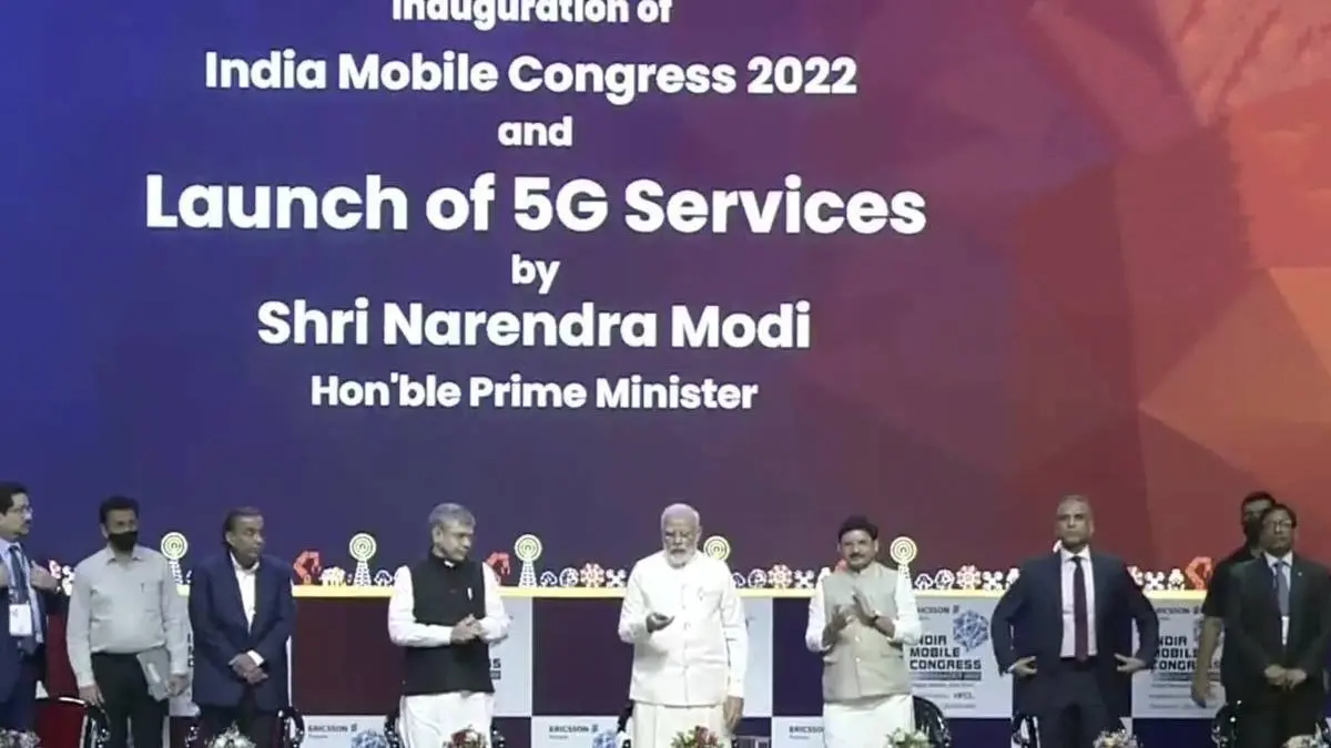 PM Modi Launches 5G Services: Mukesh Ambani promises 5G By 2023