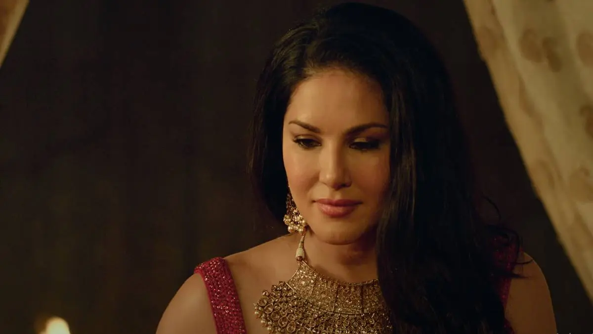Sunny Leone Starrer Tamil Movie Oh My Ghost Trailer And Release Date