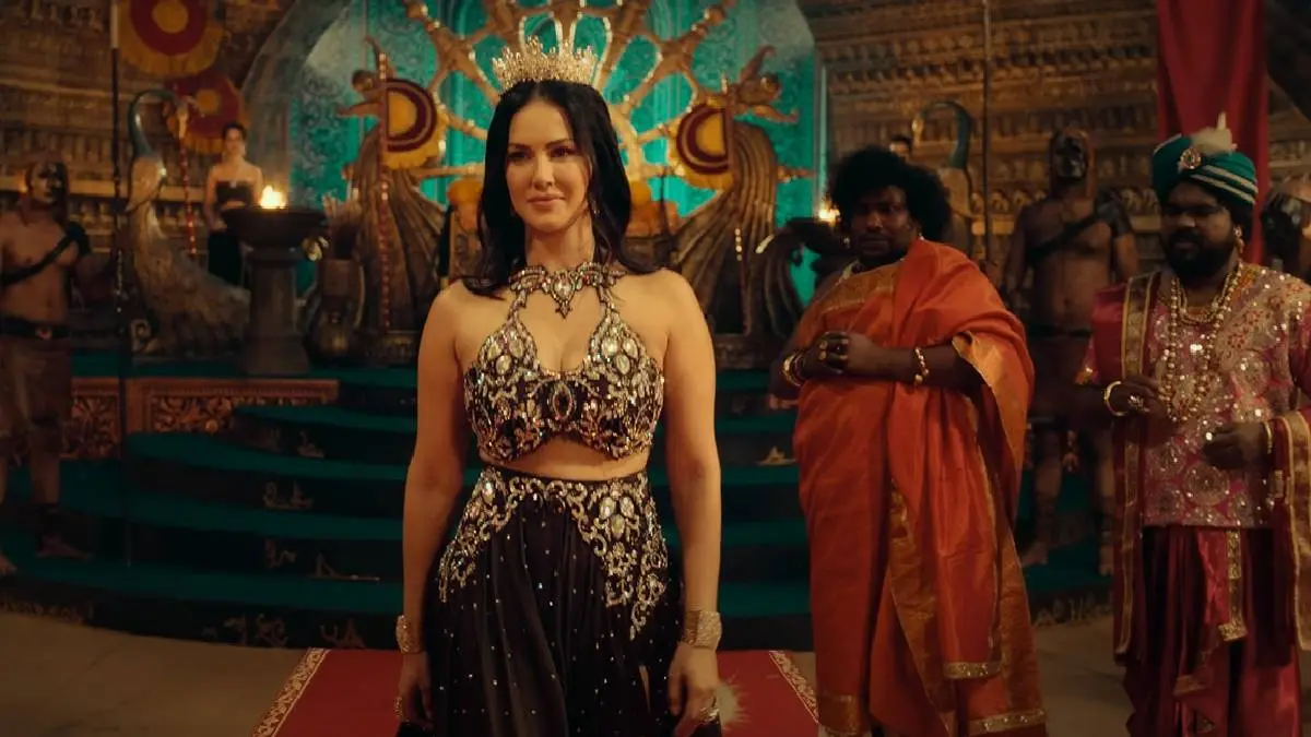 OMG (2023) Tamil Movie Review: Sunny Leone Gathers Crowd For Horror