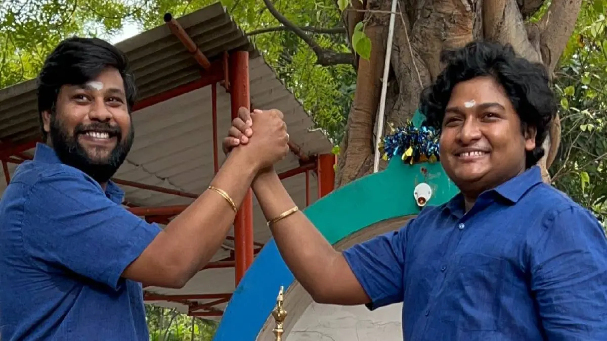 Parithapangal Gopi - Shuthakar Movie Hey Money Come Today, Go Tomorrow