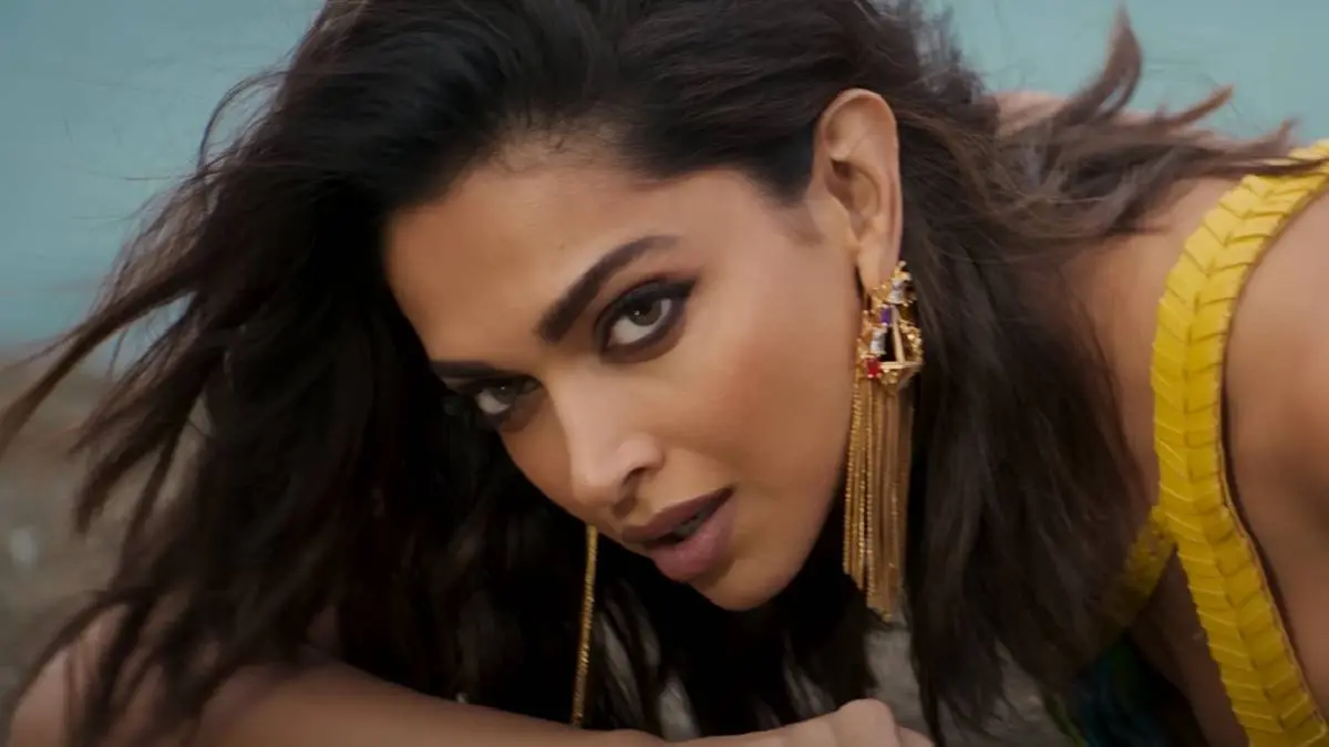 Deepika Padukone Paid Rs 18 Crore For The New Film?