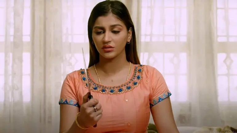 Chaitra Tamil Movie Starring Yashika Aannand Full Movie Review