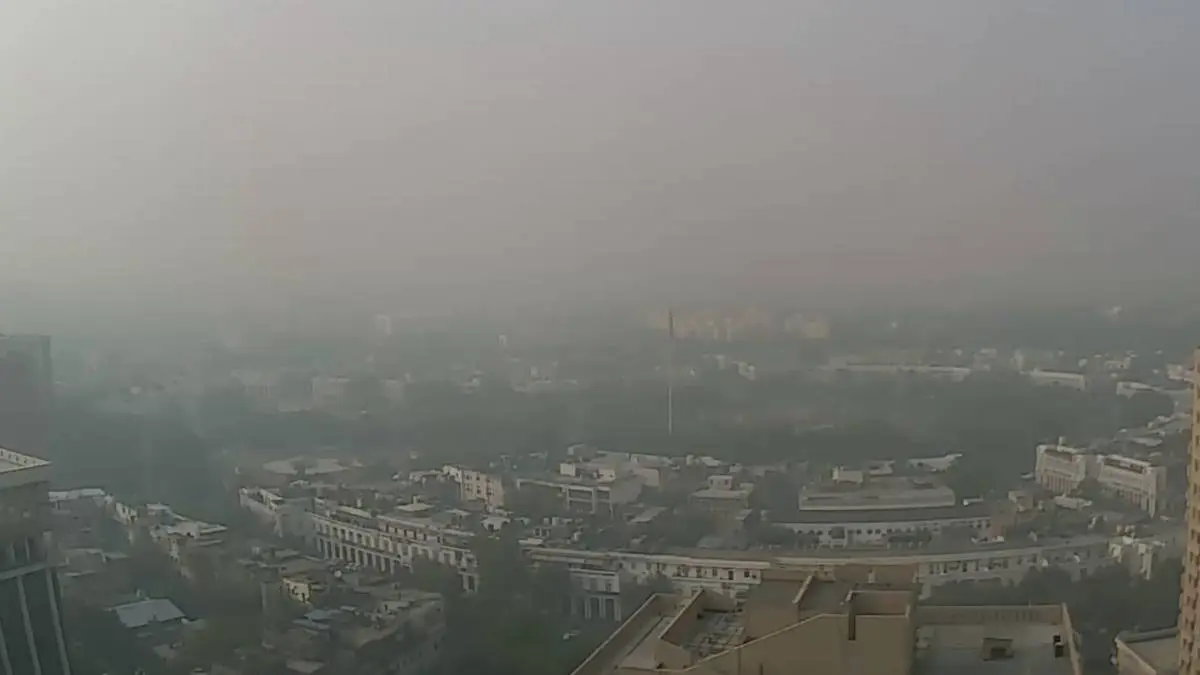 Delhi Air Pollution: Air Quality Remains Severe with 404 AQI