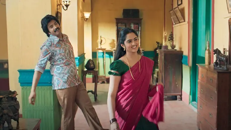 Watch 80s Buildup Tamil Full Movie In Theaters - Review