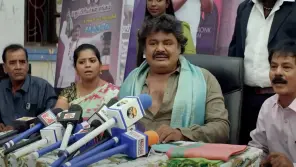 Sarakku Full Movie Starring Mansoor Ali Khan - Review