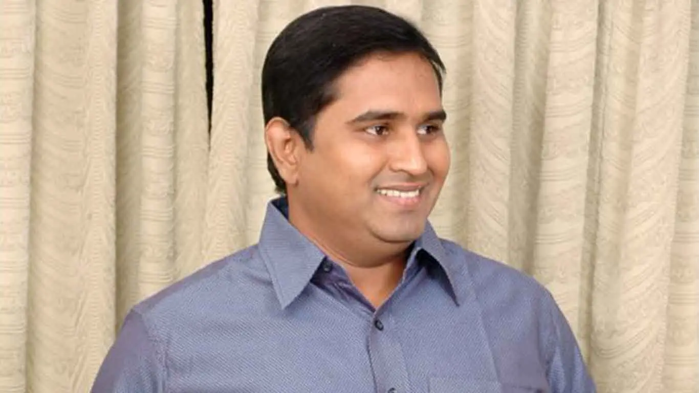 Tamil Nadu BSP leader Armstrong Murder By 6 Men In Chennai