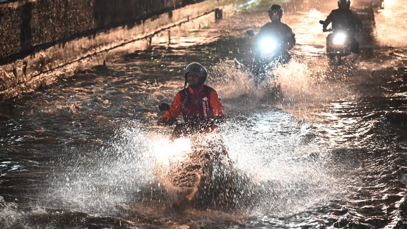 Chennai Rains Trends Following Water Level Rise In Many Areas